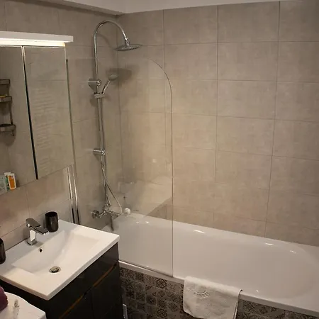 Apartment Wings Luxury Suites 2 *