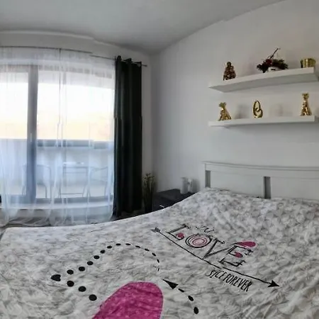 Wings Luxury Suites 2 Apartment *