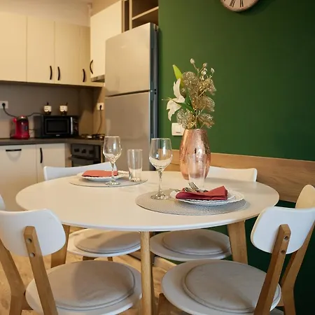 Apartment Wings Luxury Suites 2 *